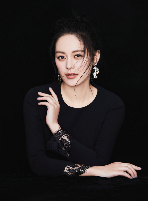 王力可暗黑系写真上线 《天堂的张望》入围温哥华电影节展映